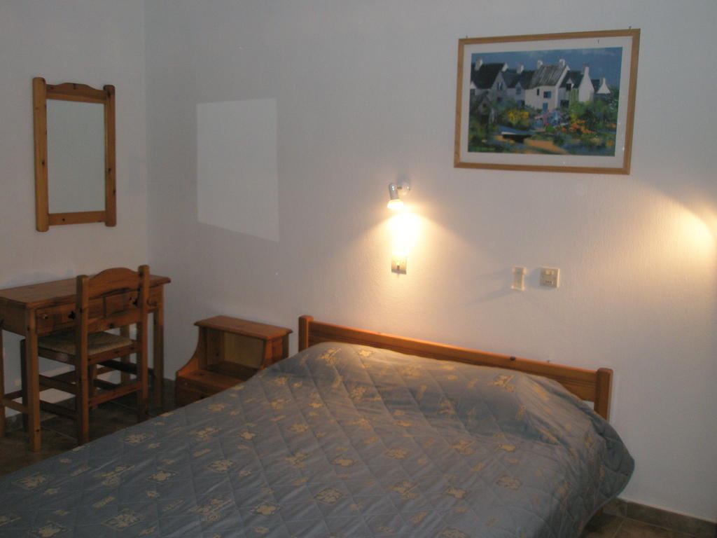 Guesthouse Christos Skopelos stad Exteriör bild